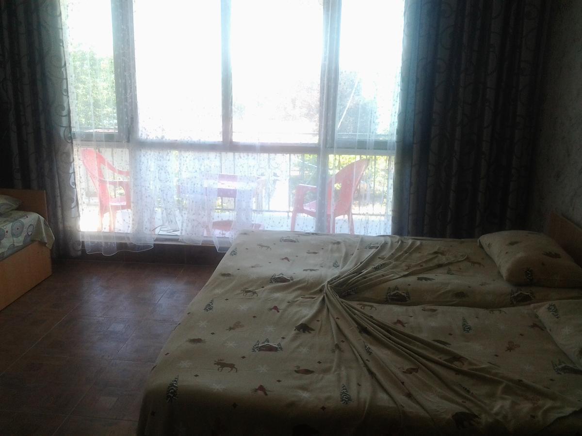 Merab House Batum Dış mekan fotoğraf
